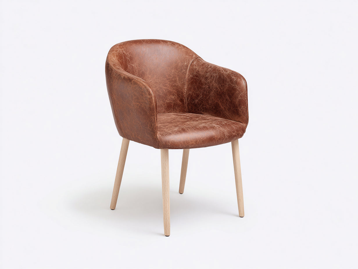 Sillas de comedor tapizadas en cuero sintético 60x58x82 cm marrón coñac con patas de madera estilo moderno para comedor